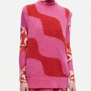Marimekko wool/alpaca Elementti Taifuuni vest, pink and red (never worn)